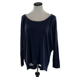 UGET Top Womens Size Large Long Sleeve Stretch Boat Neck Batwing Sleeve Top NEW